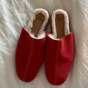 Ugg slides